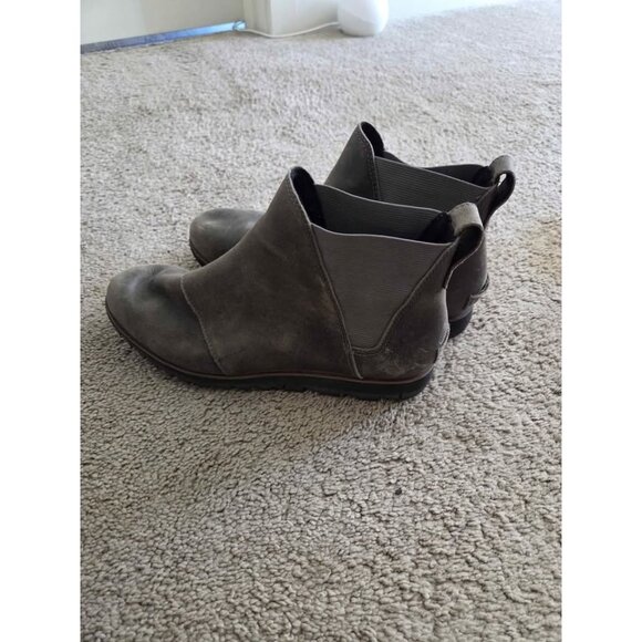 Sorel women's size 8 booties - Picture 1 of 7